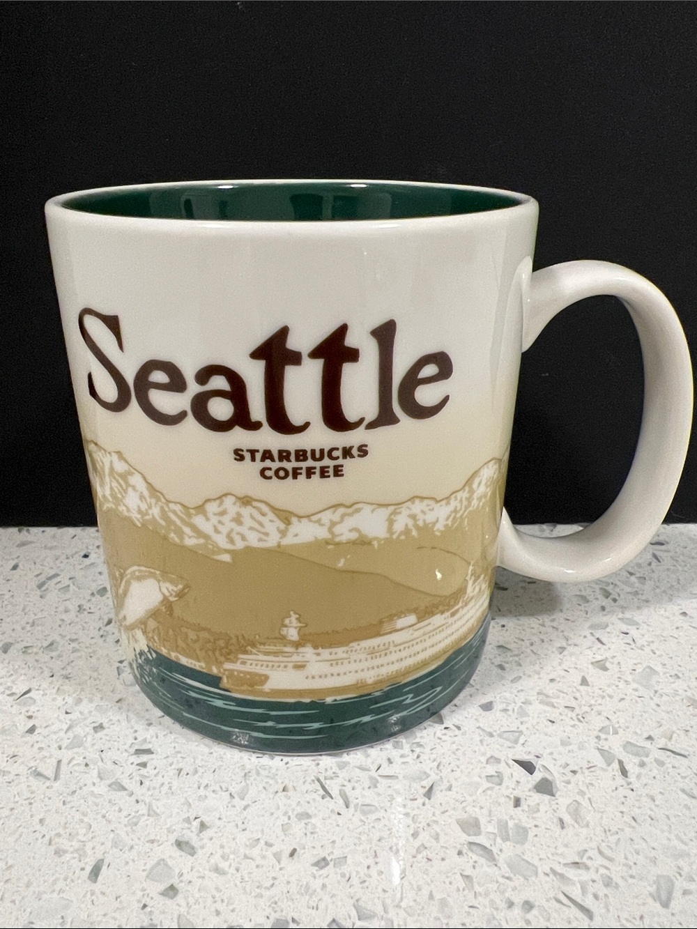 STARBUCKS 2009 Global Icons Collector Series Seattle Mug Mt Rainier 16 oz